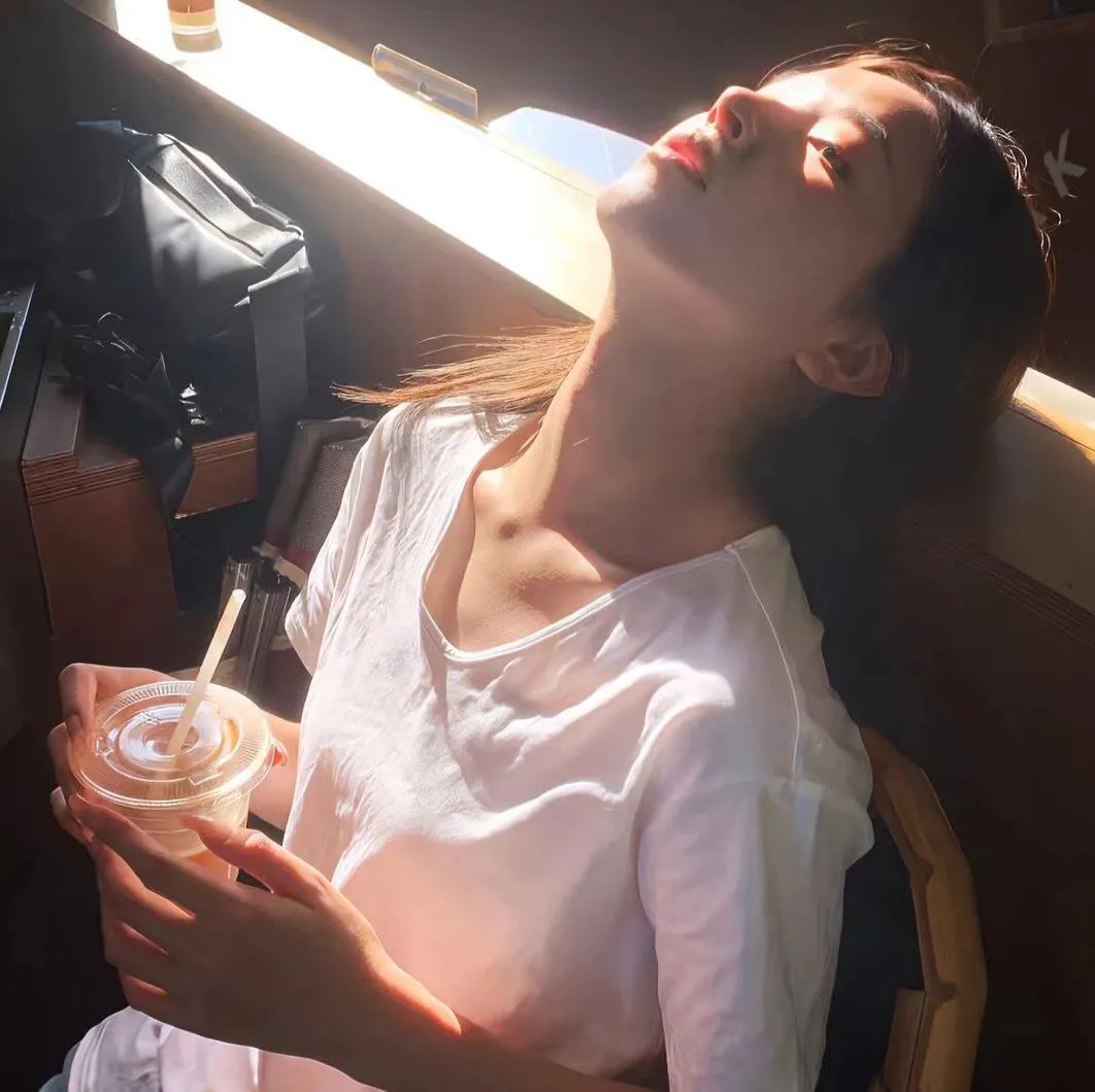 被涂污的鸟